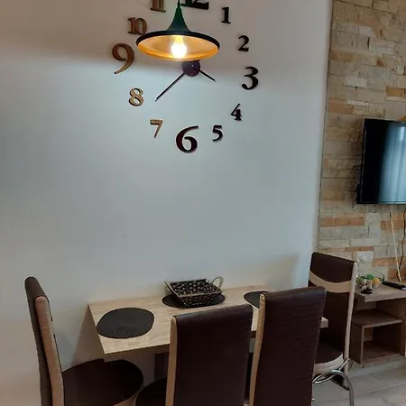 Sky Keeper - Milmari & Apartment